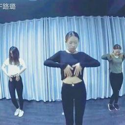 国产成年学生视频,国产成年学生生活剪影  第2张